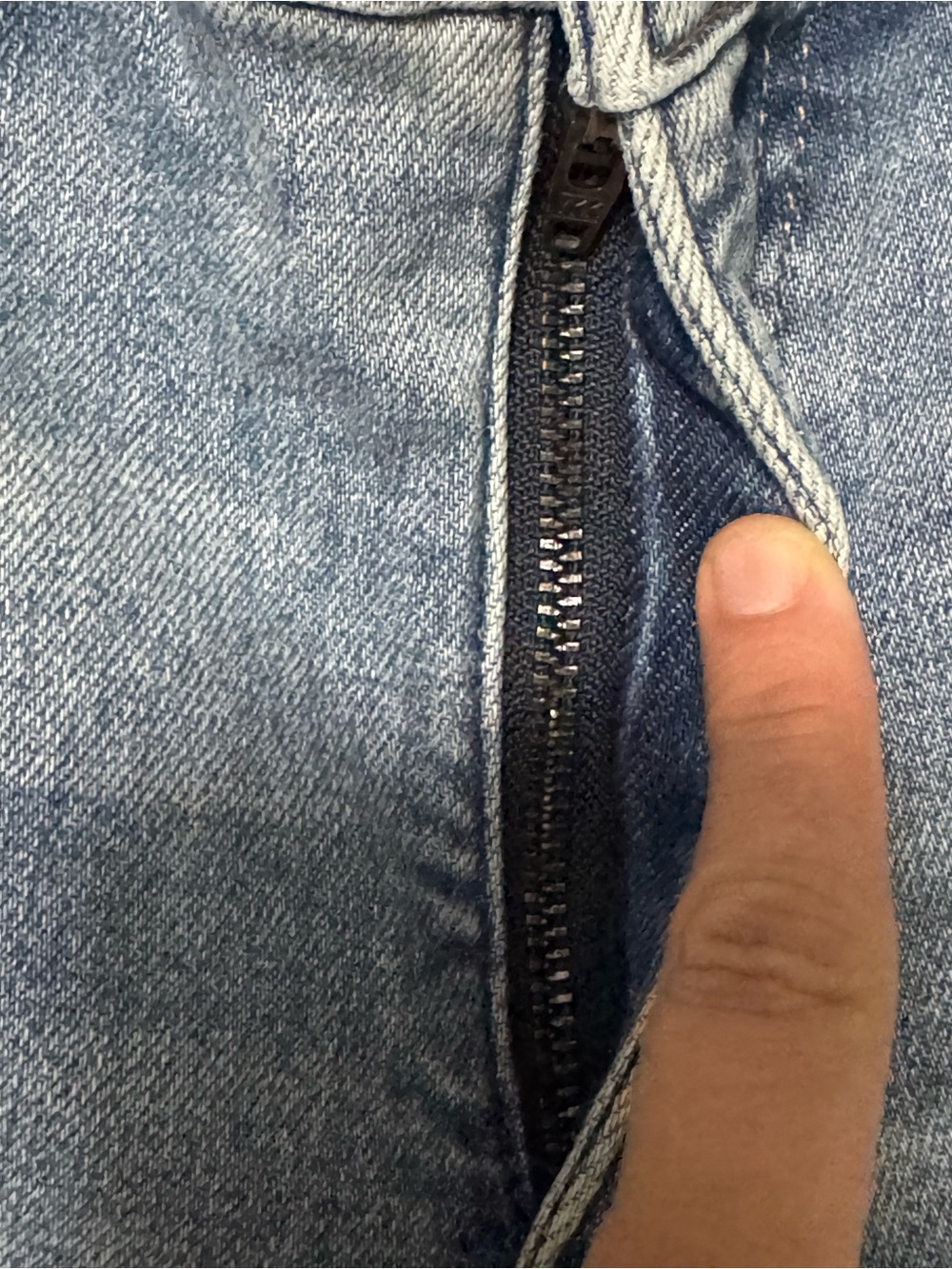 KUT from the Kloth Rachael Fab AB Non-Joan High Rise Jeans — Size 4 - Picture 6 of 8